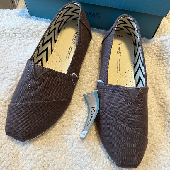 Toms shoes - Picture 3 of 3